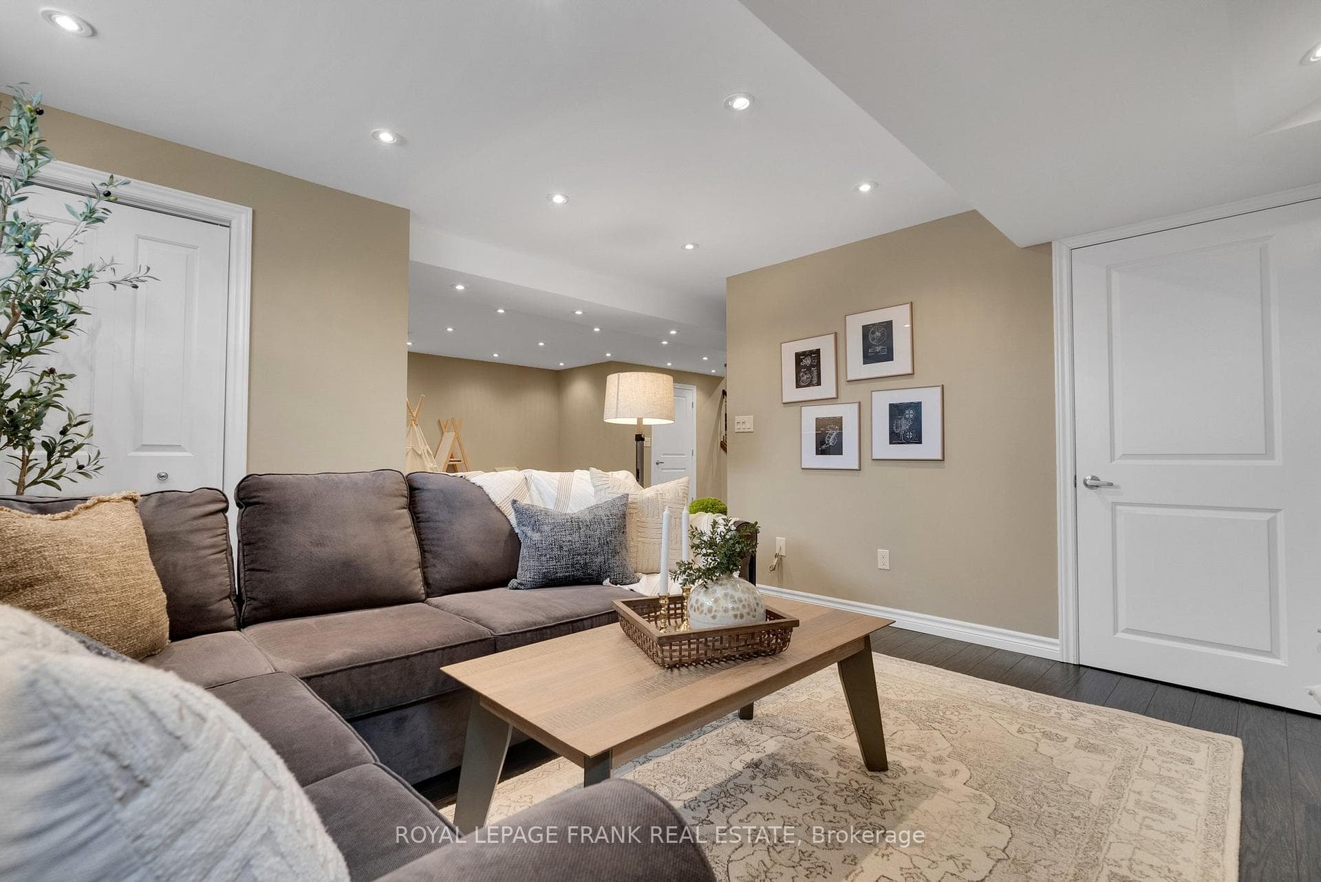 1 Endeavour Court photo 29