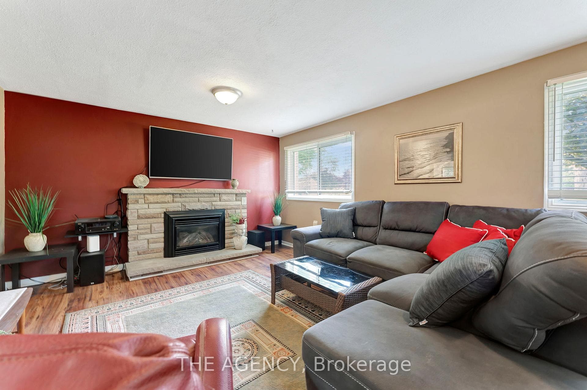 12 Proctor Avenue photo 17