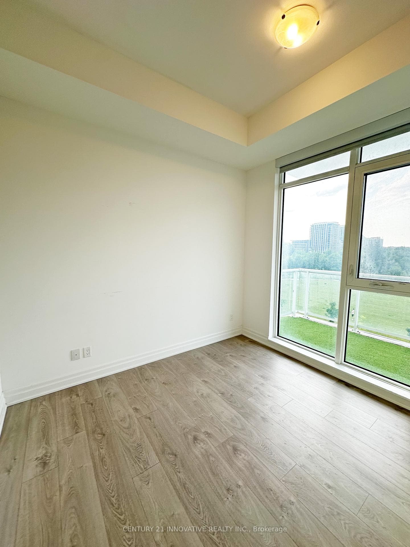 18 Rouge Valley Drive Unit 401 photo 9