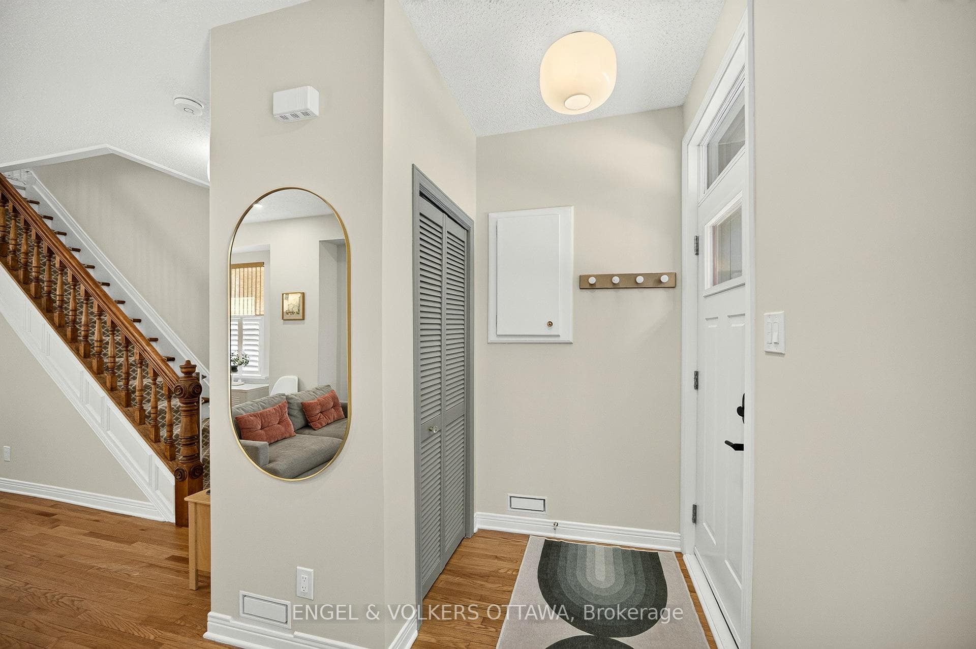 68 Upper Lorne Place photo 5
