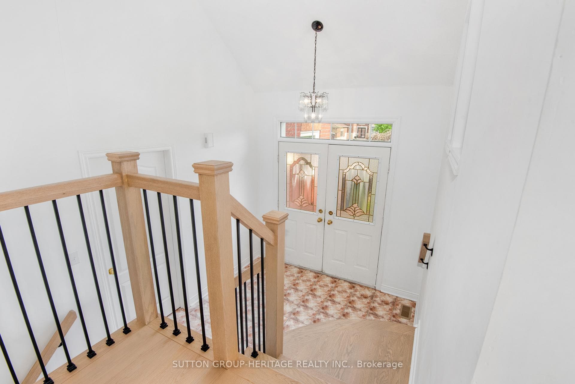 1724 Hadrian Court photo 5