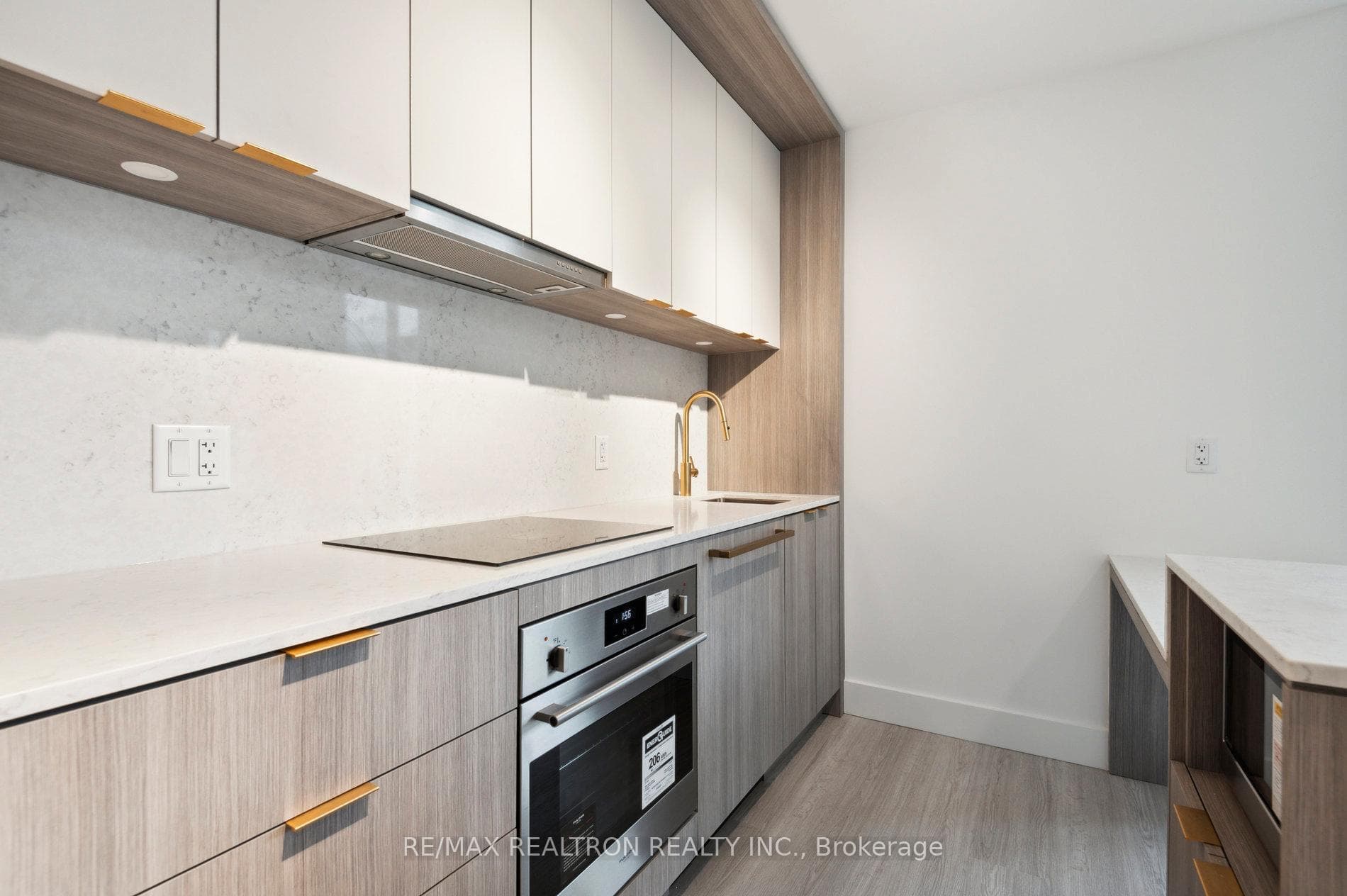 625 Sheppard Avenue Unit 728 photo 7