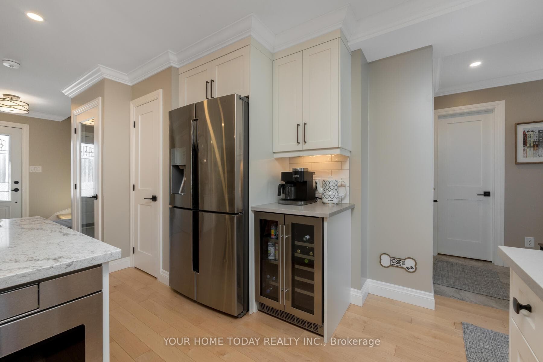 27 Fagan Drive photo 6