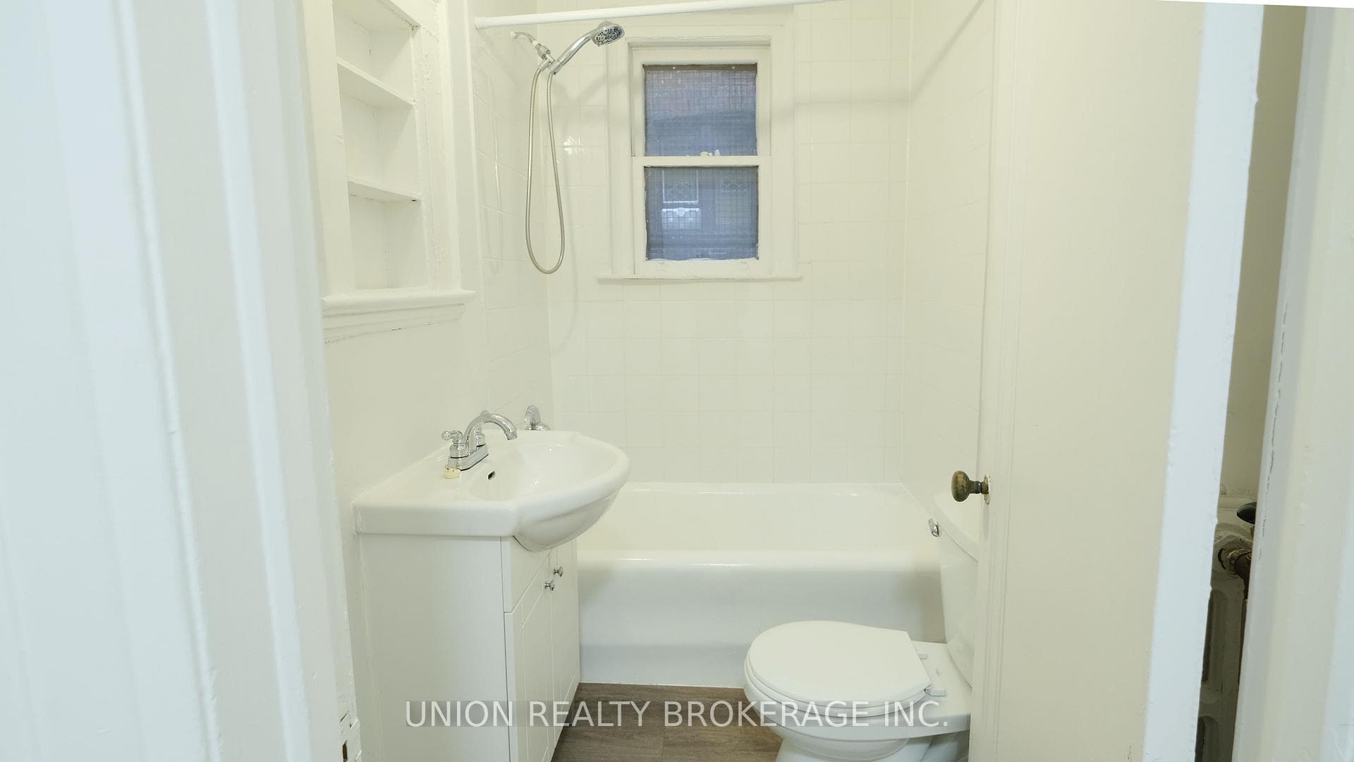 2393 Queen Street Unit 3 photo 8