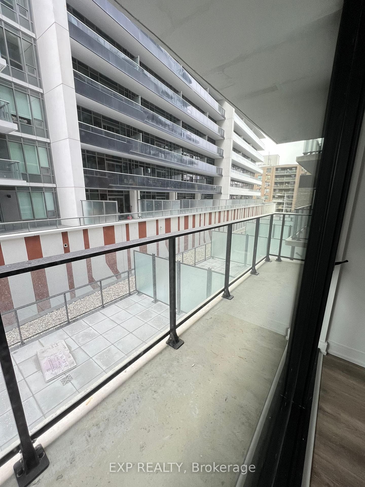 1 Jarvis Street Unit 418 photo 11