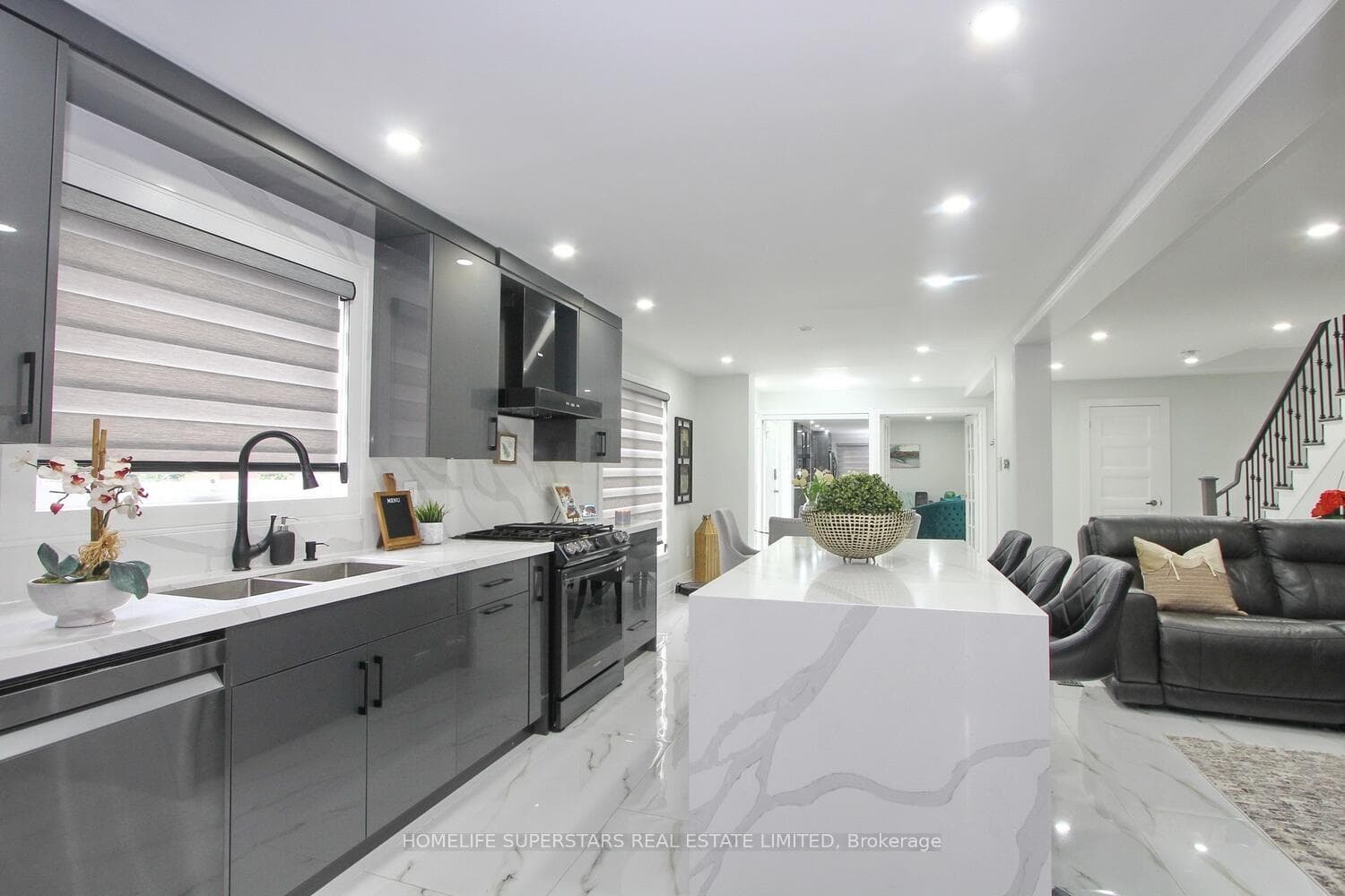 1 Nanport Street photo 15