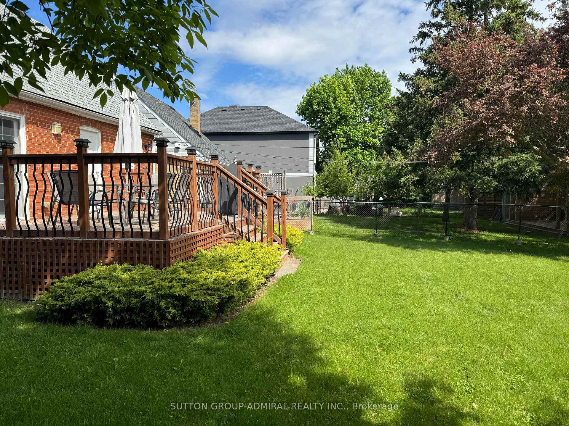 35 Coppermill Drive photo 48