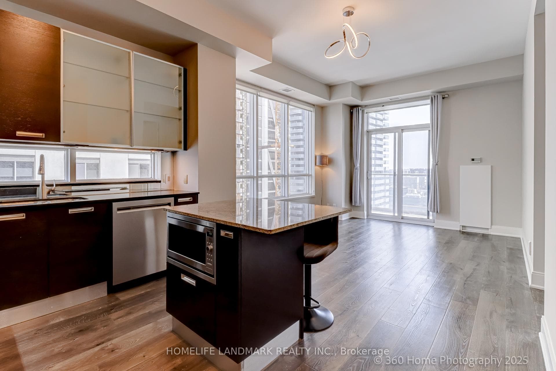 21 Balmuto Street Unit 2801 photo 3