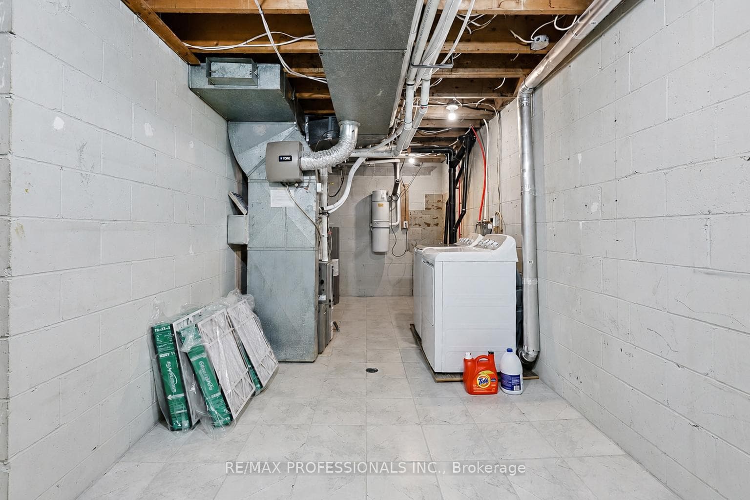 160 Carsbrooke Road Unit 20 photo 29