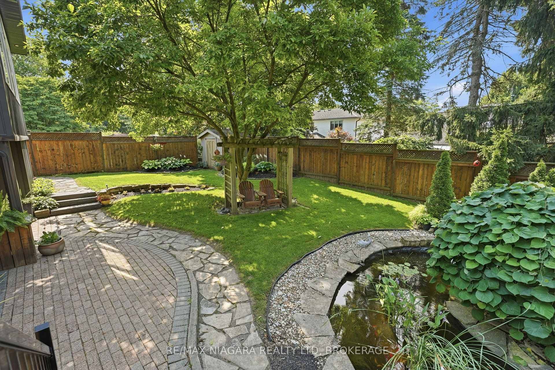 4 Vista Drive photo 32