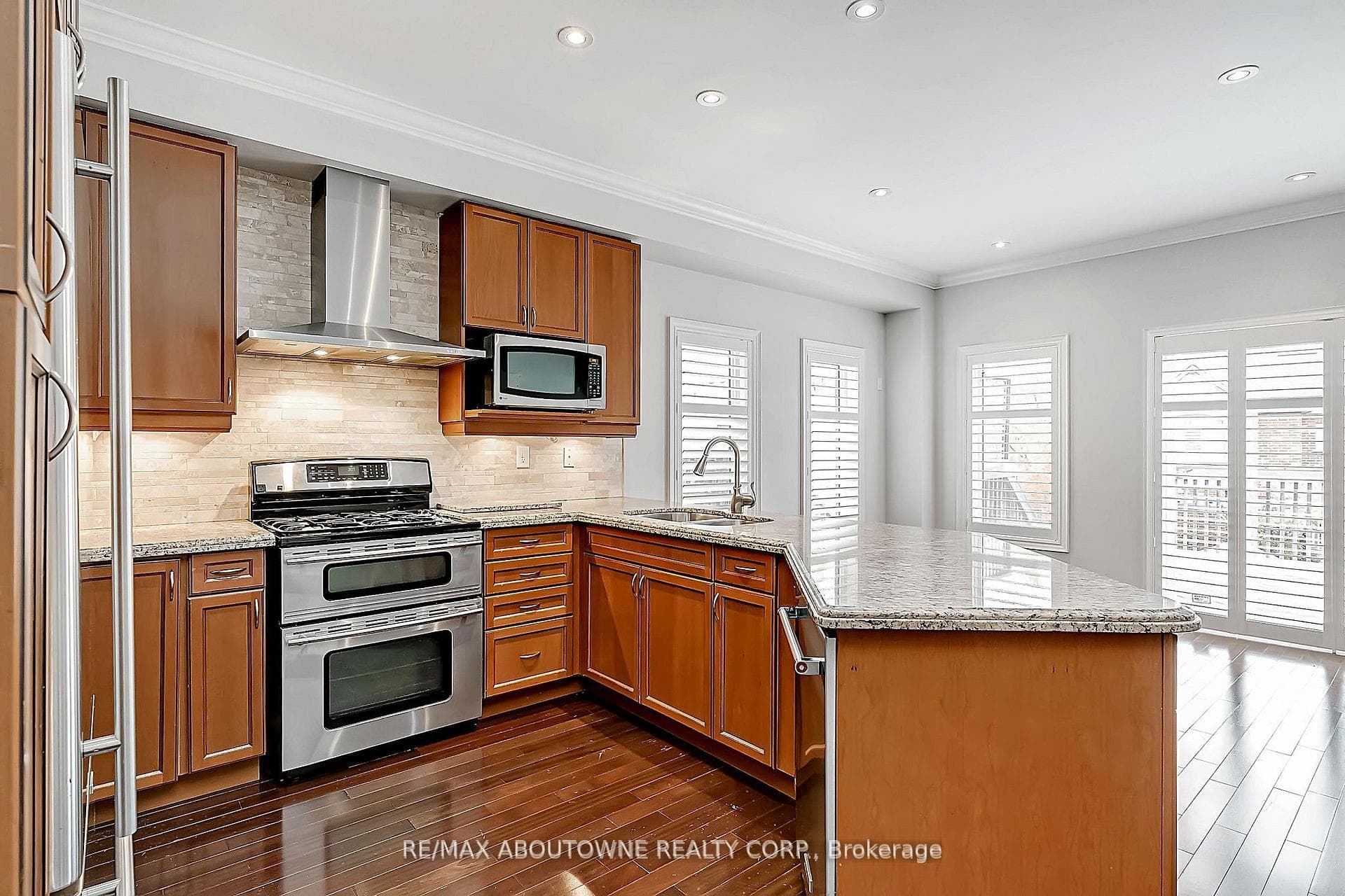 2415 Presquile Drive photo 18