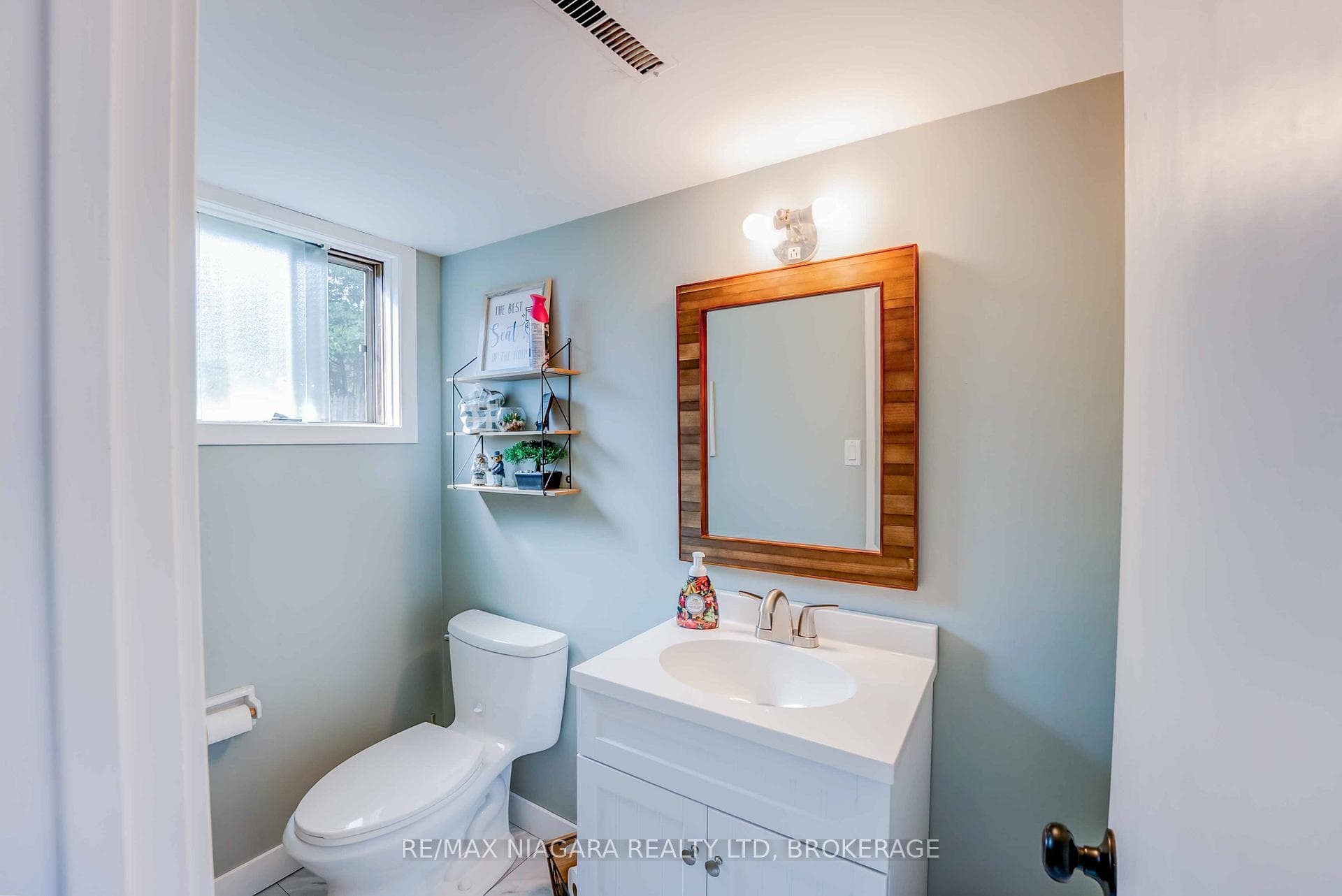 485 LEONARD Avenue photo 23