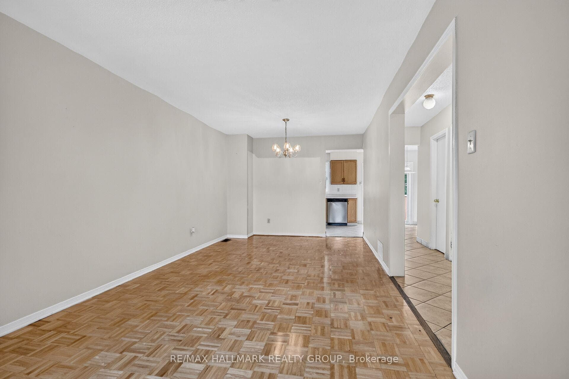 49 Newport Crescent photo 13