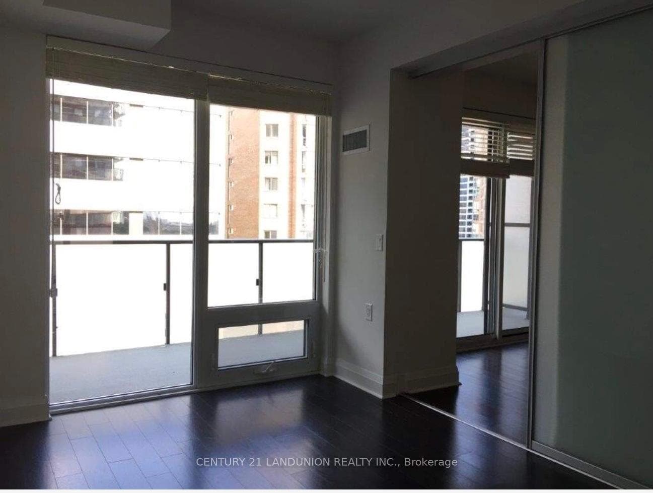 1080 Bay Street Unit 1101 photo 6