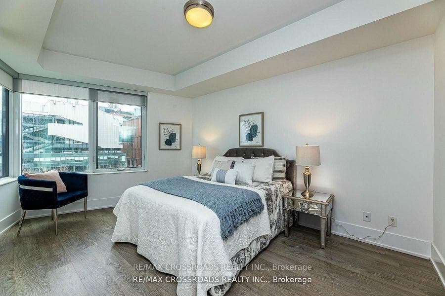 55 Merchants' Wharf Way Unit 531 photo 20