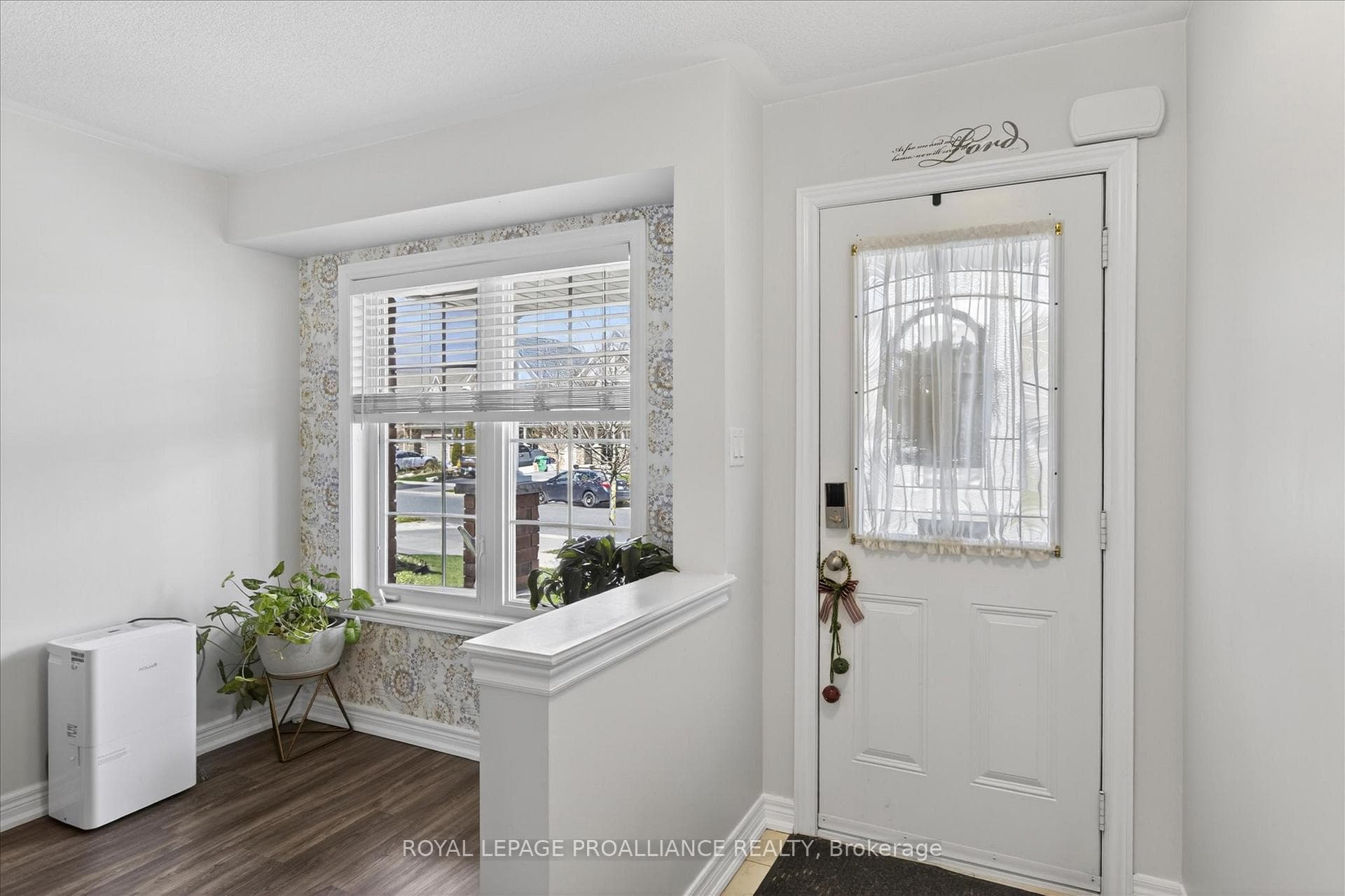 61 Briggs Grove photo 4