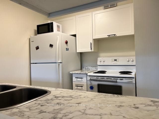 630 Sherrington Drive Unit 212 photo 17