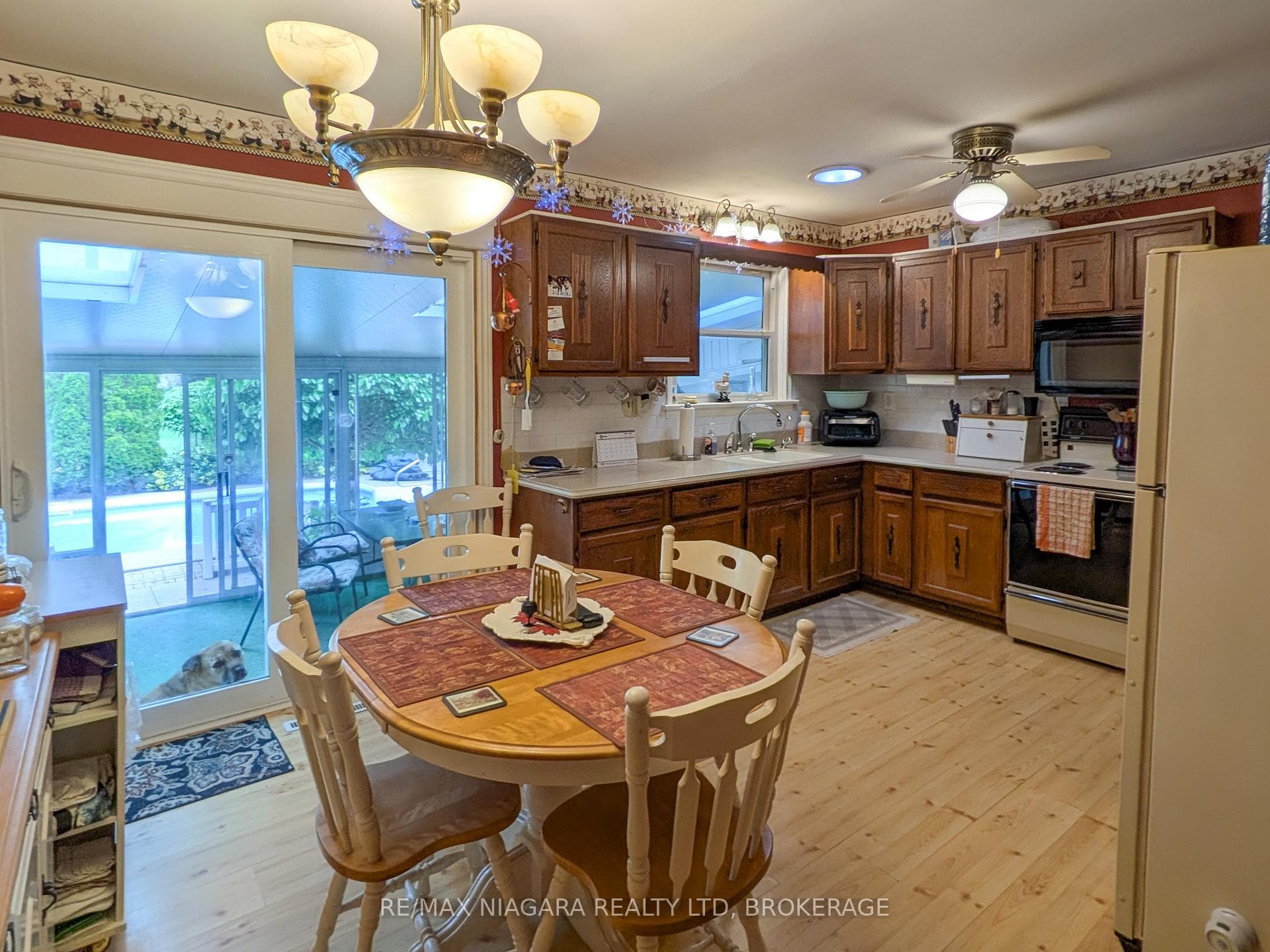2882 Westbrook Avenue photo 11