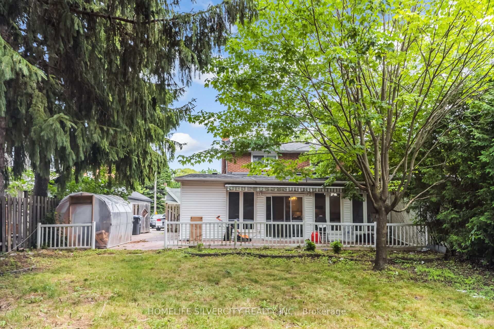 62 Rosedale Avenue photo 1