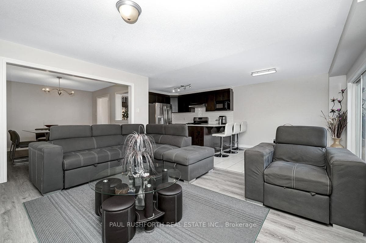 538 Arum Terrace photo 8