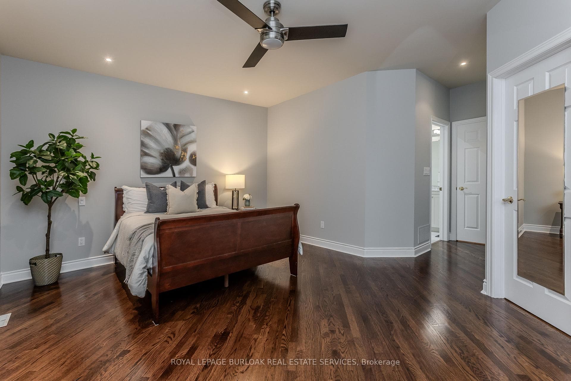 54 Waterwheel Crescent photo 19