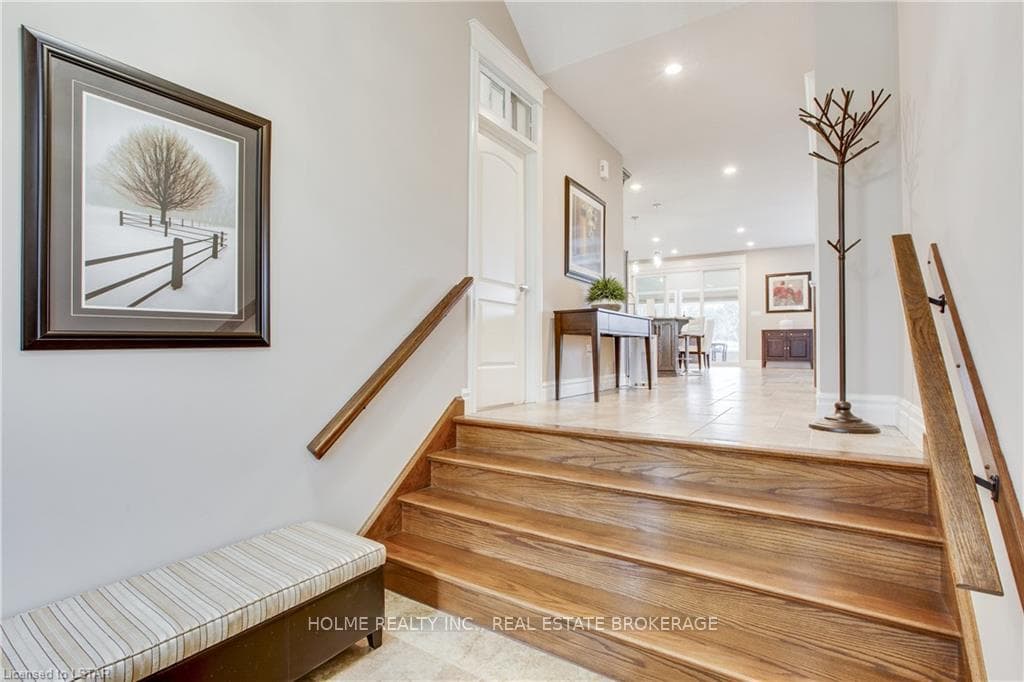 400 ELLOR Street photo 4
