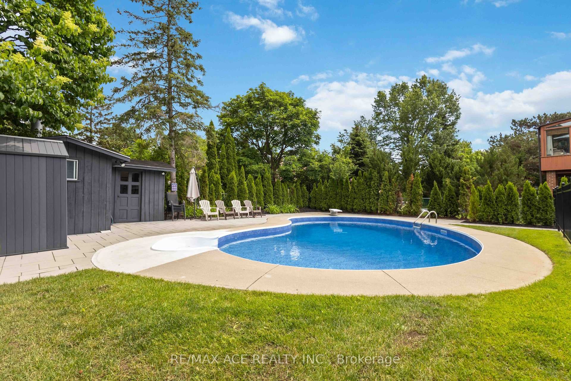 19 Barker Court photo 49