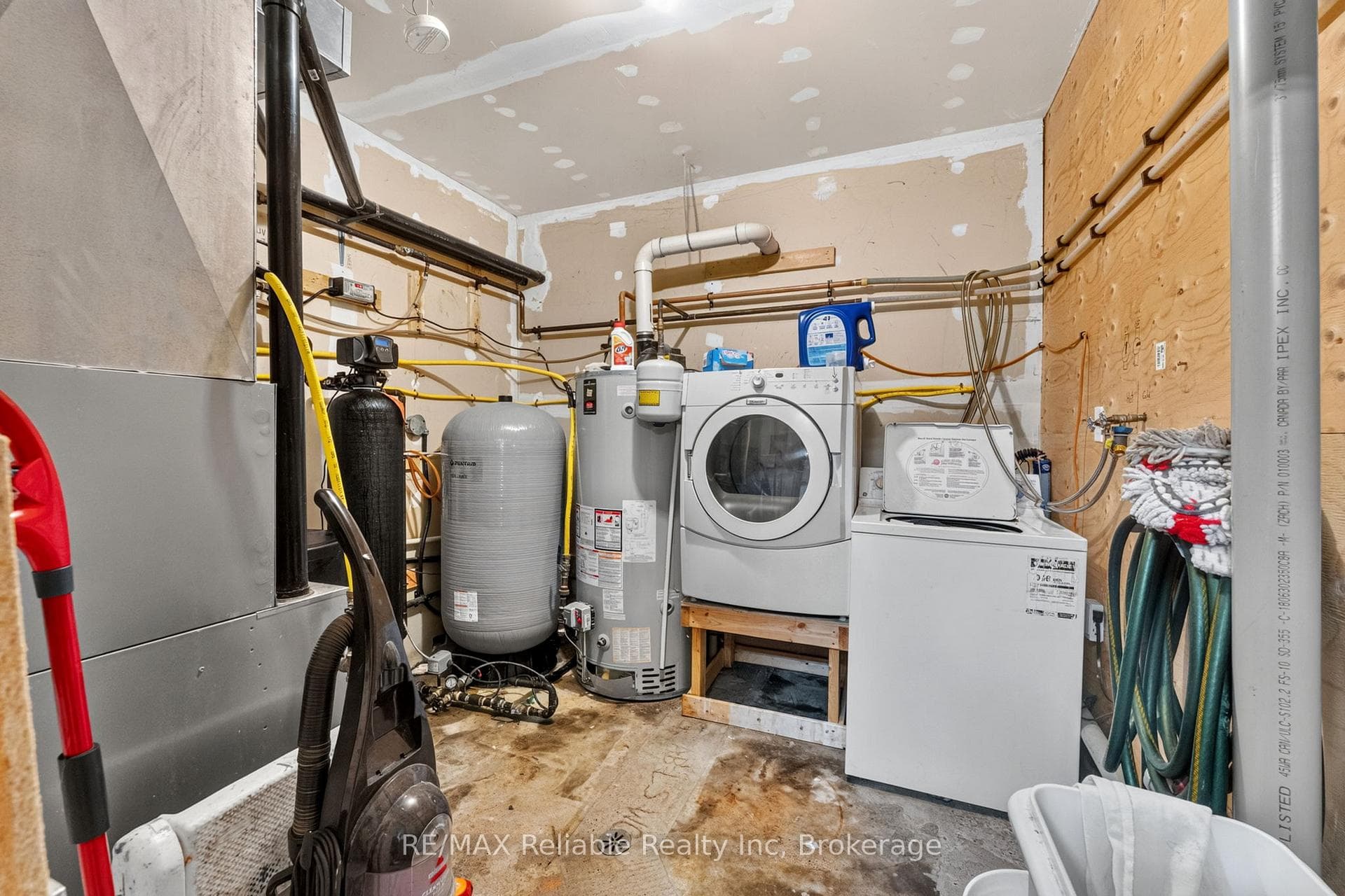 3969 Matilda Street photo 12