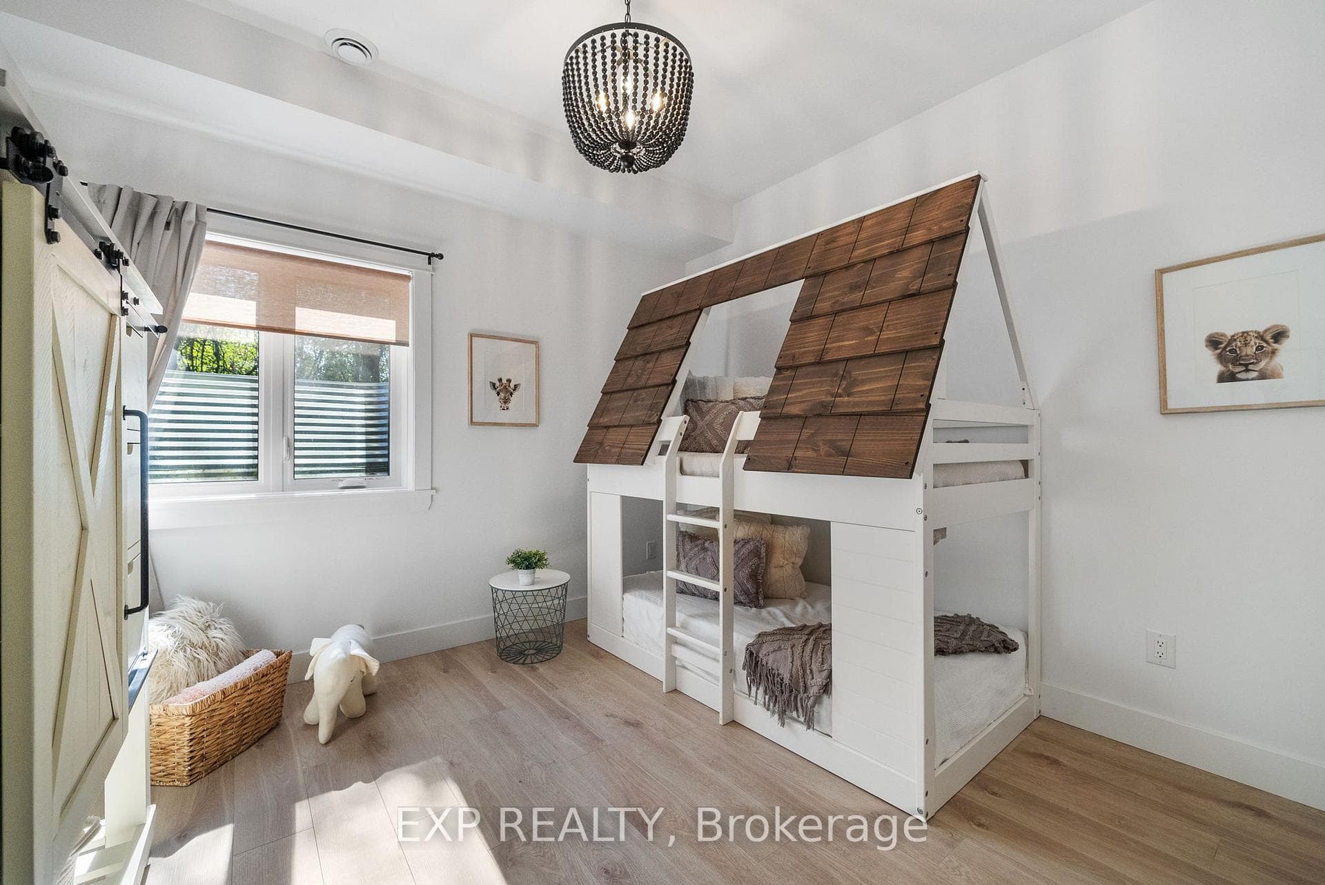 1499 Lakeside Drive photo 19