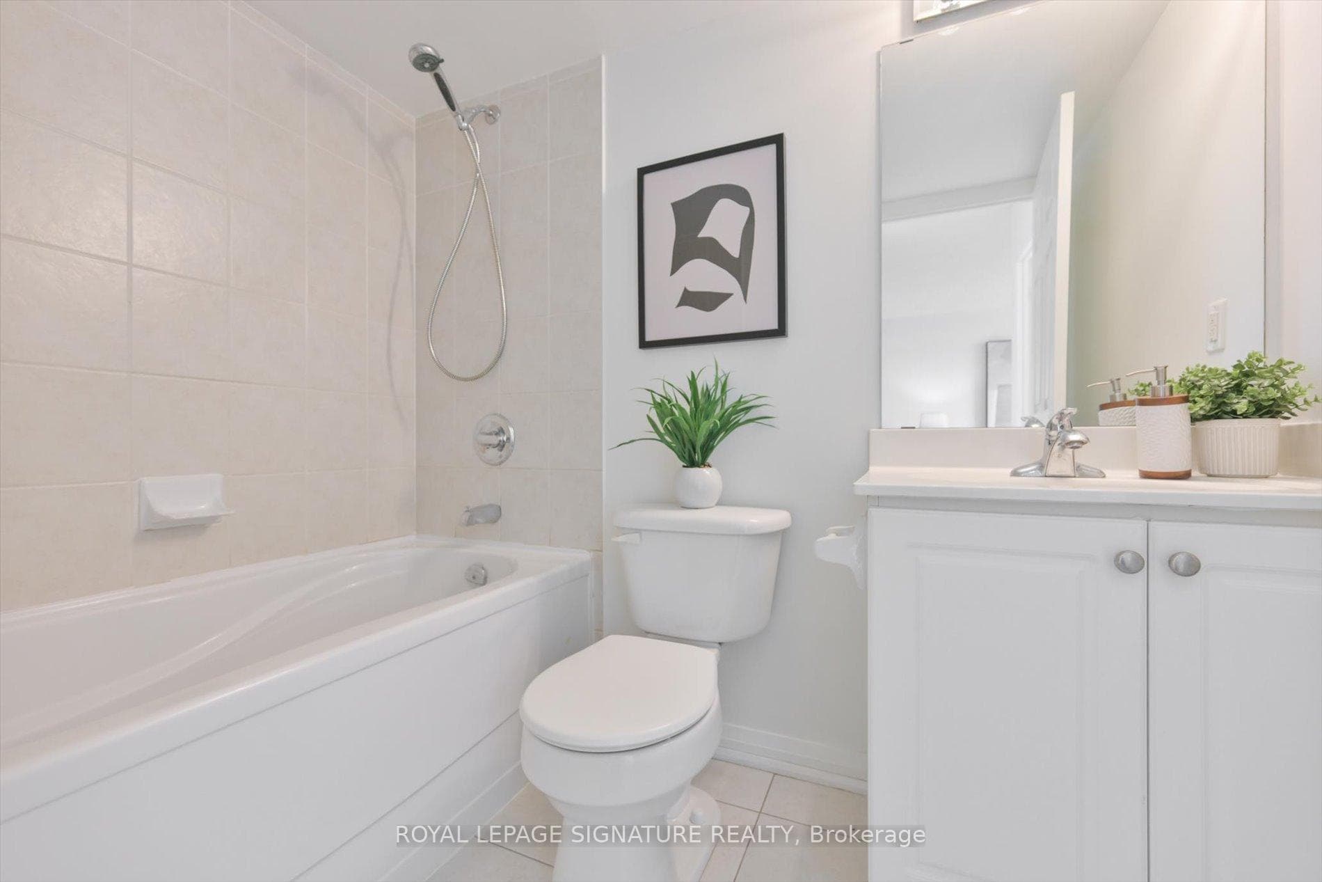 220 Forum Drive Unit 402 photo 18