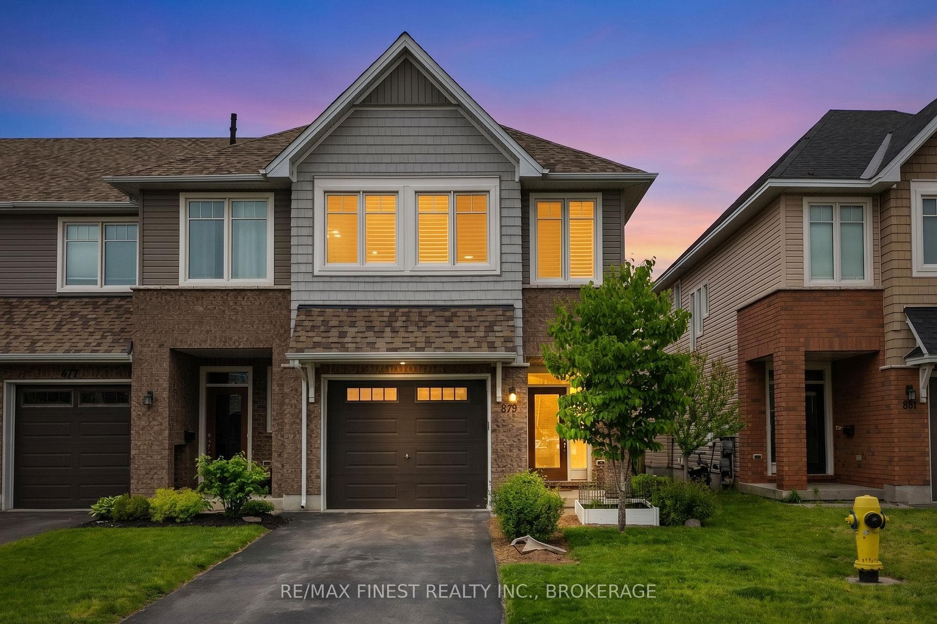 879 Riverview Way photo 1