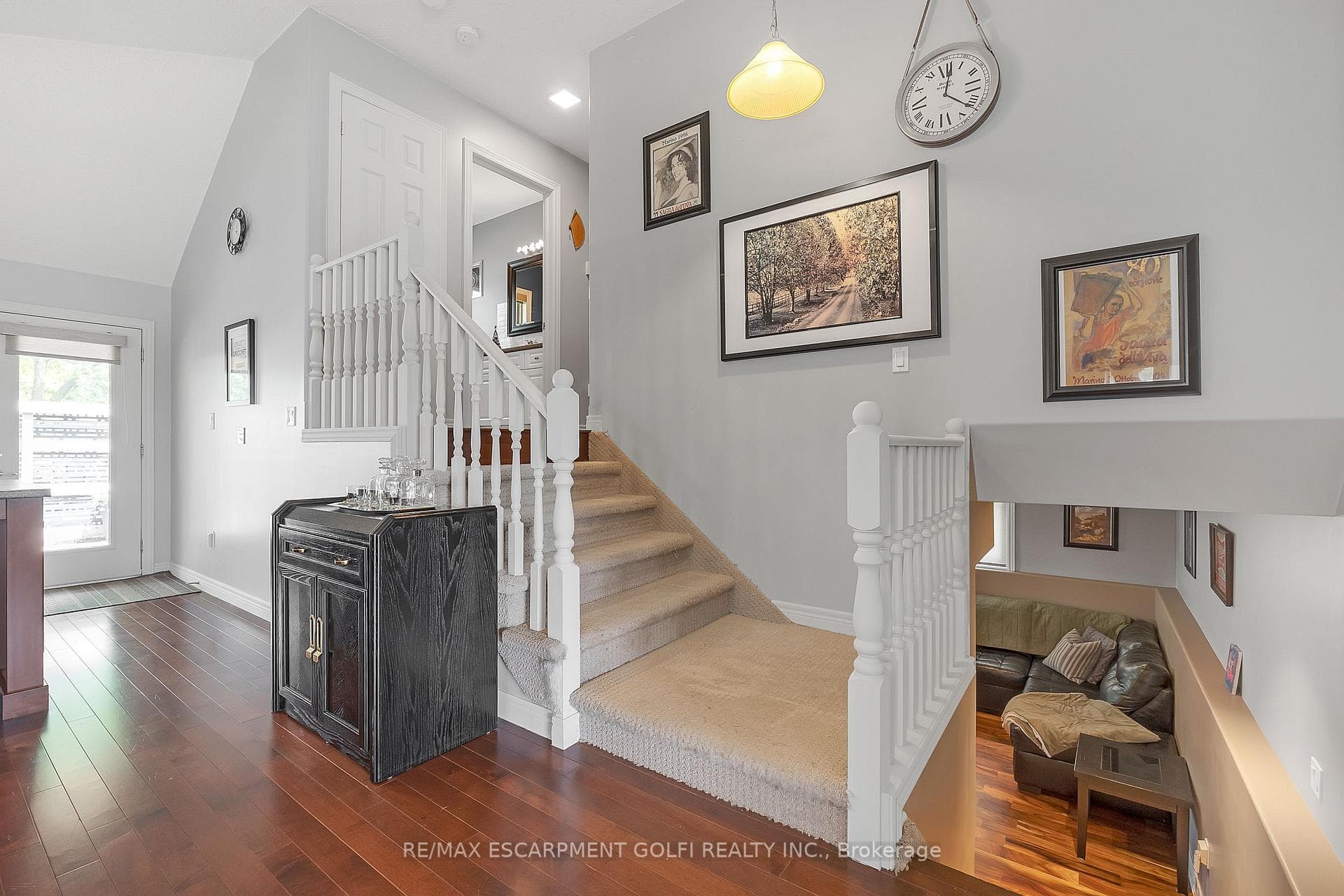 39 Irving Drive photo 18