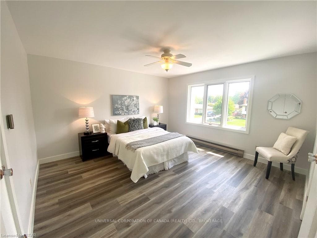 23 MOORE Avenue photo 18