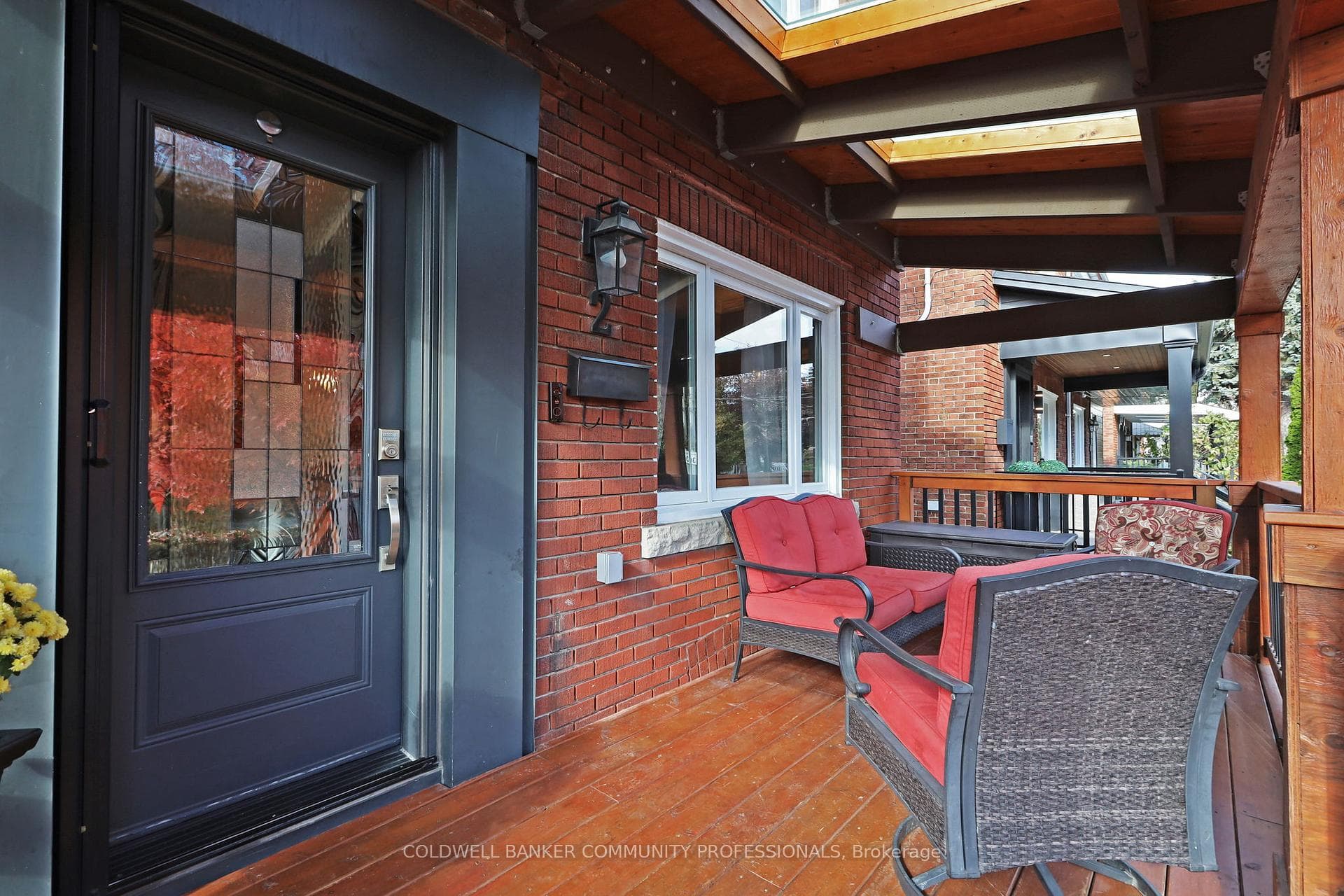 2 Lankin Boulevard photo 3