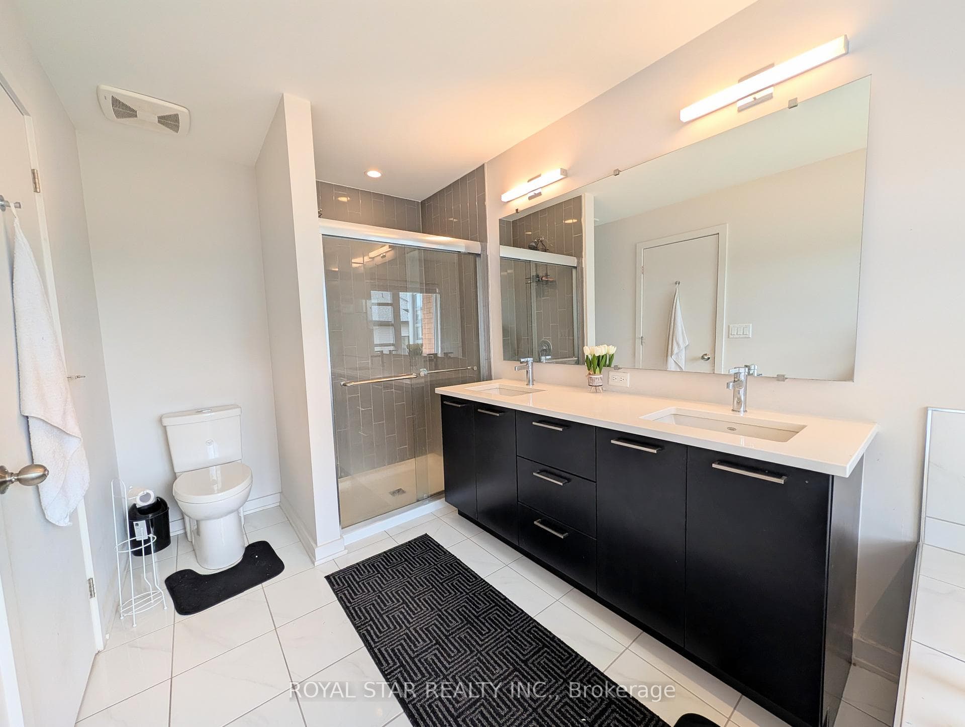 201 Pisces Terrace photo 22