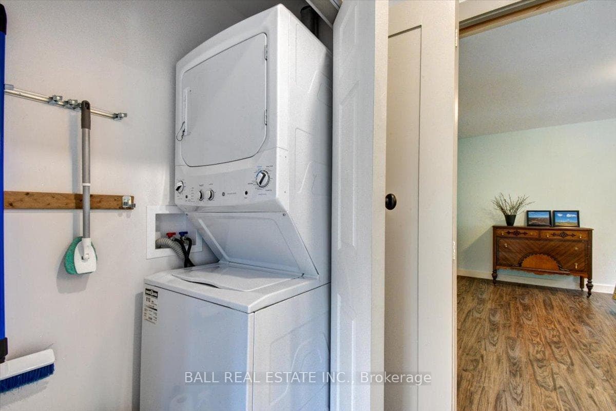 1404 Hybla Road photo 18