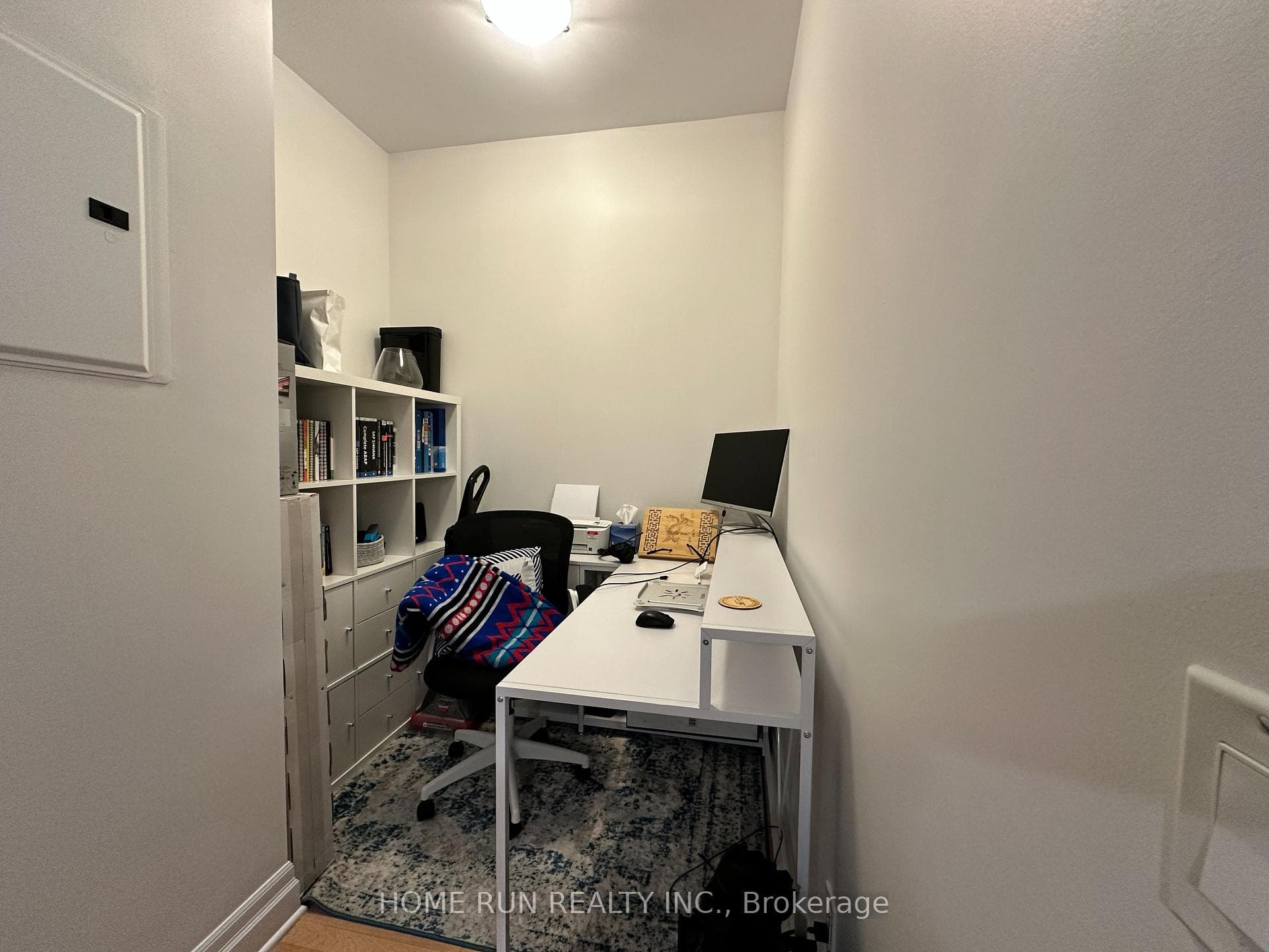 235 Kent Street Unit 714 photo 15
