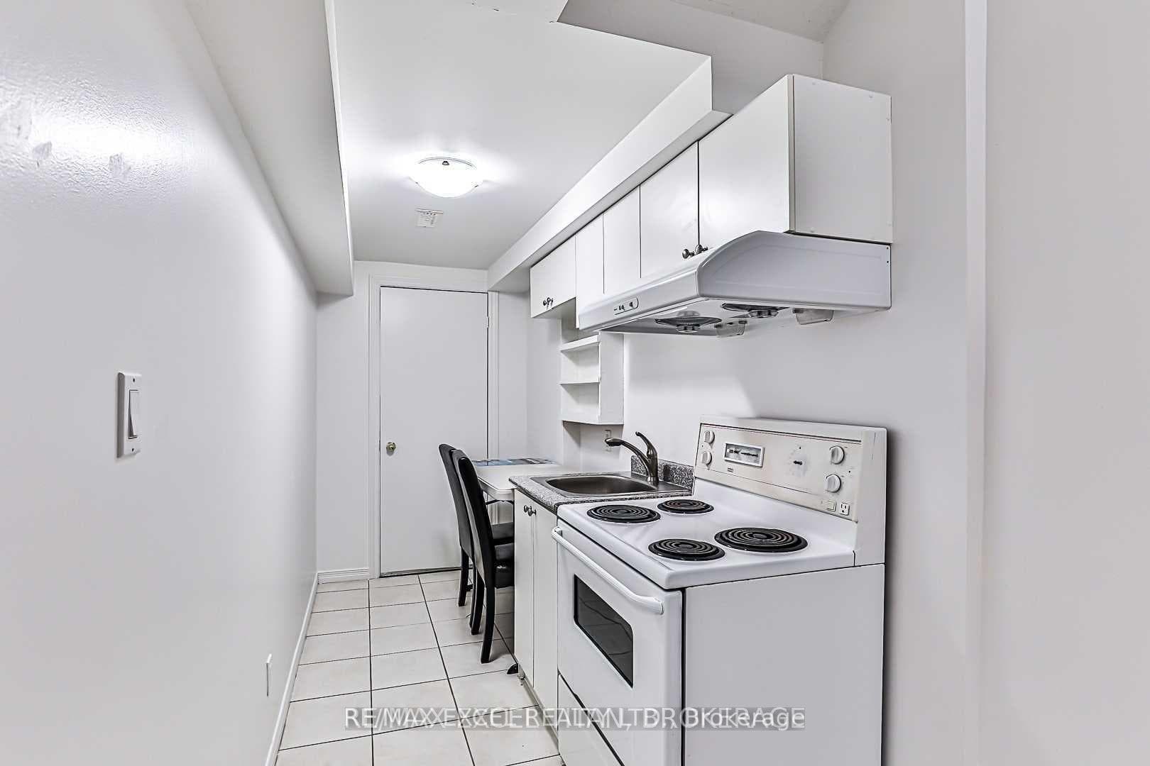 75 Hendon Road photo 25