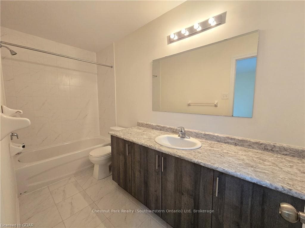 88 DECORSO Drive Unit 41 photo 18