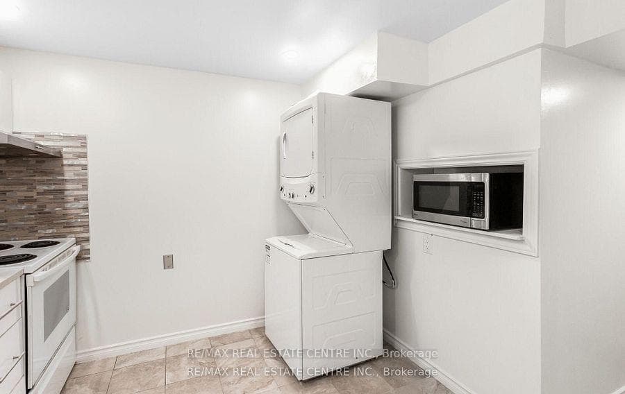 42 Howes Street photo 31