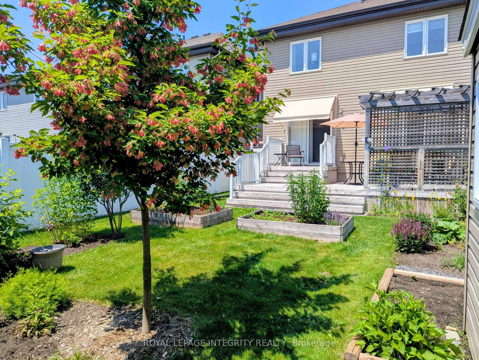 317 Mercury Street photo 40