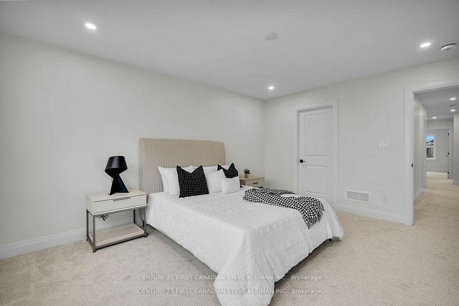 1238 Whetherfield Street photo 18