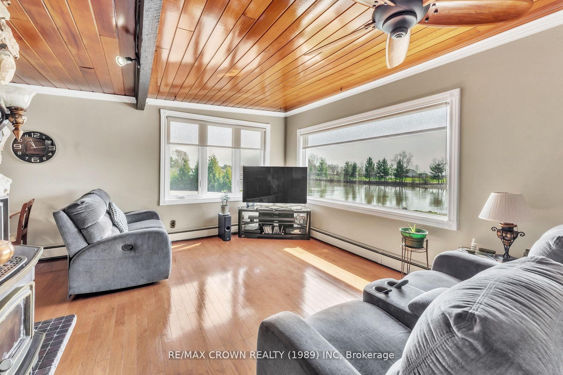790 Lalande Road photo 19