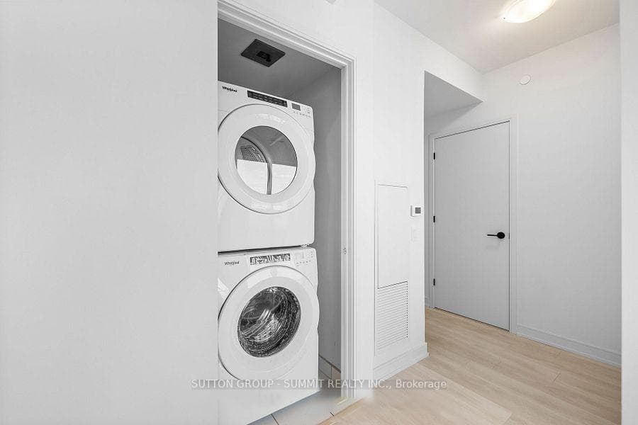 8010 Derry Road Unit 1509 photo 13