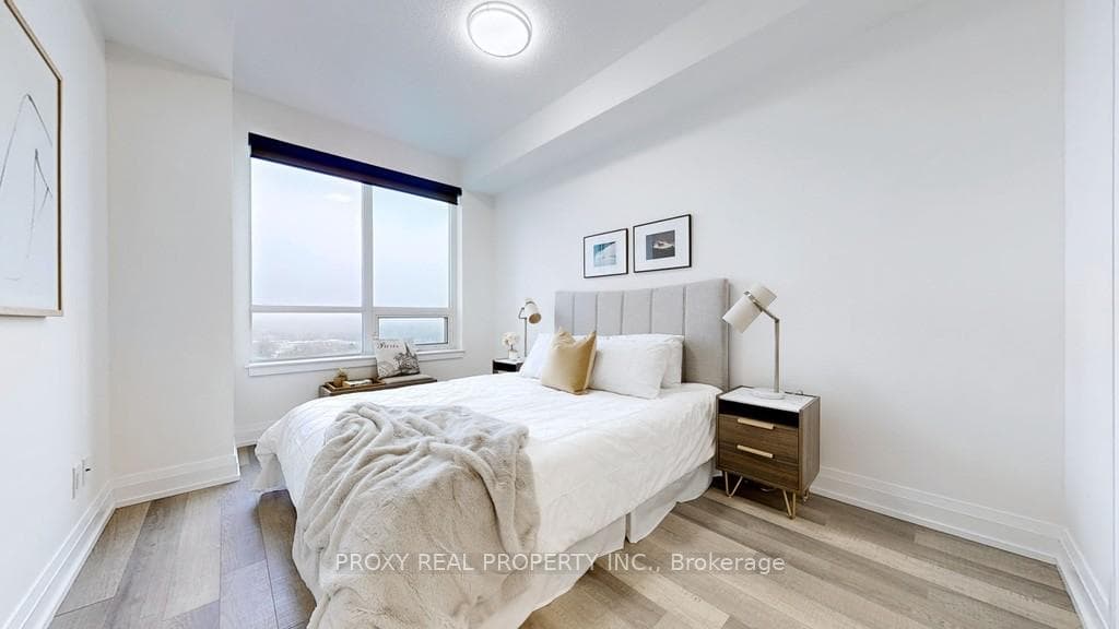 7167 Yonge Street Unit 901 photo 25