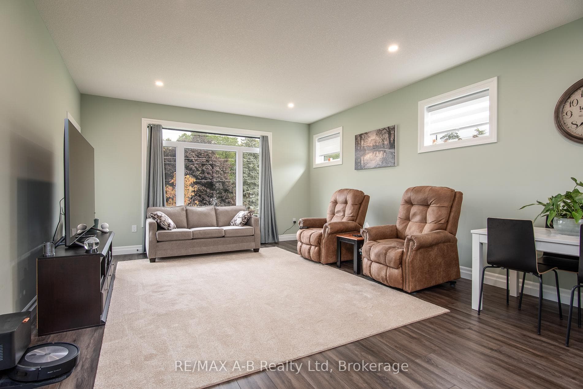 172 Hooper Street photo 15