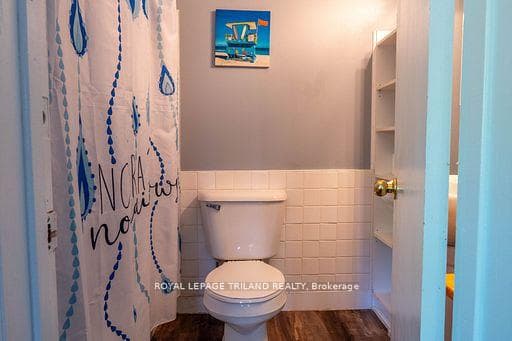 13 Elmwood Avenue photo 8