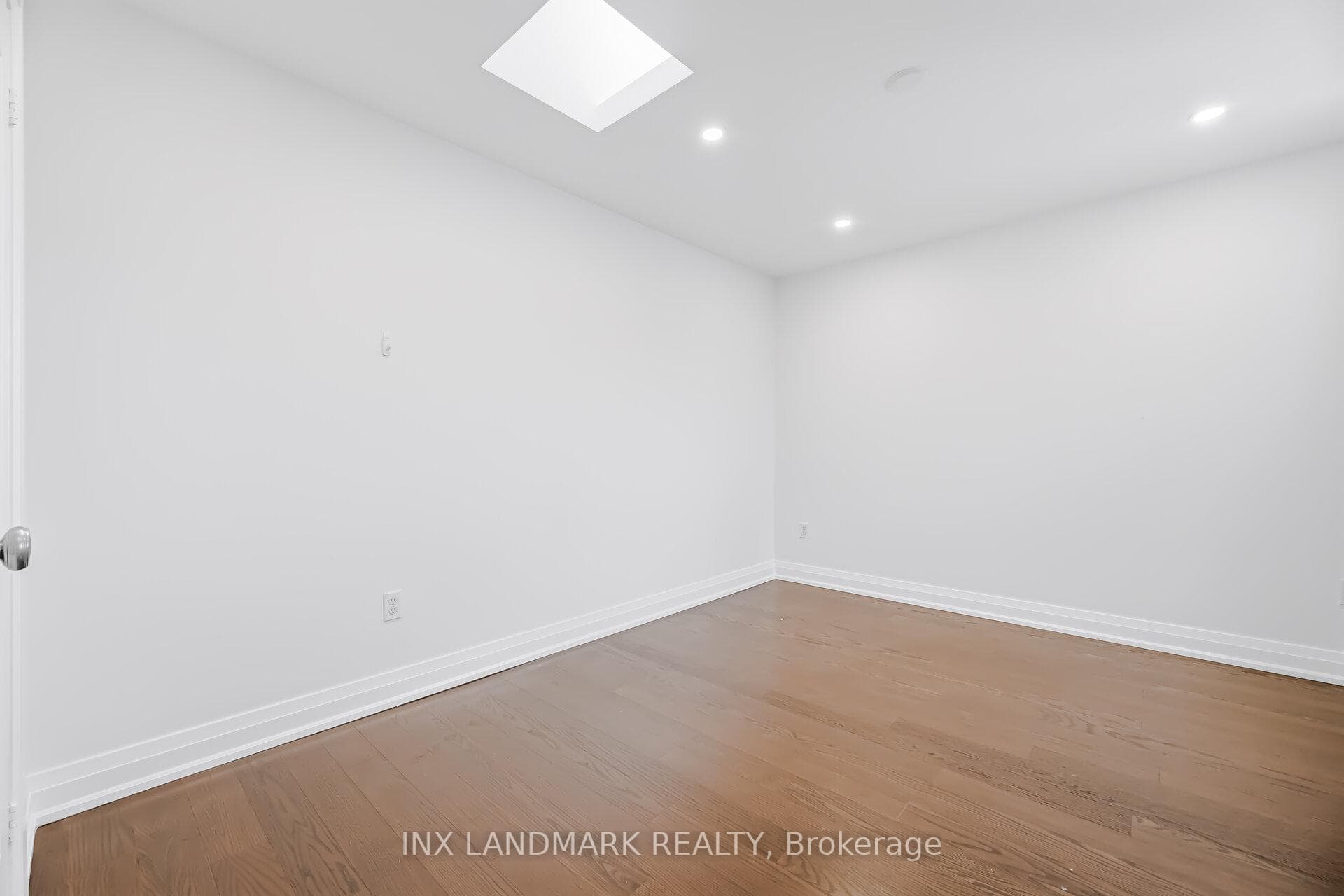 18 Forest Fountain Drive photo 26