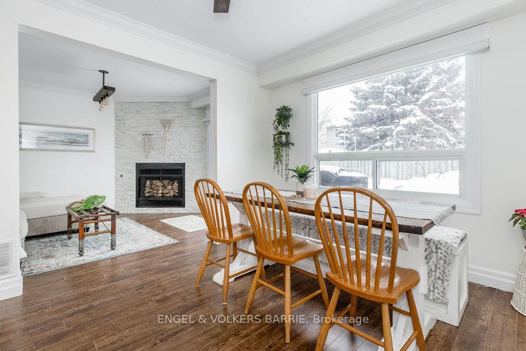 101 Hadden Crescent photo 14