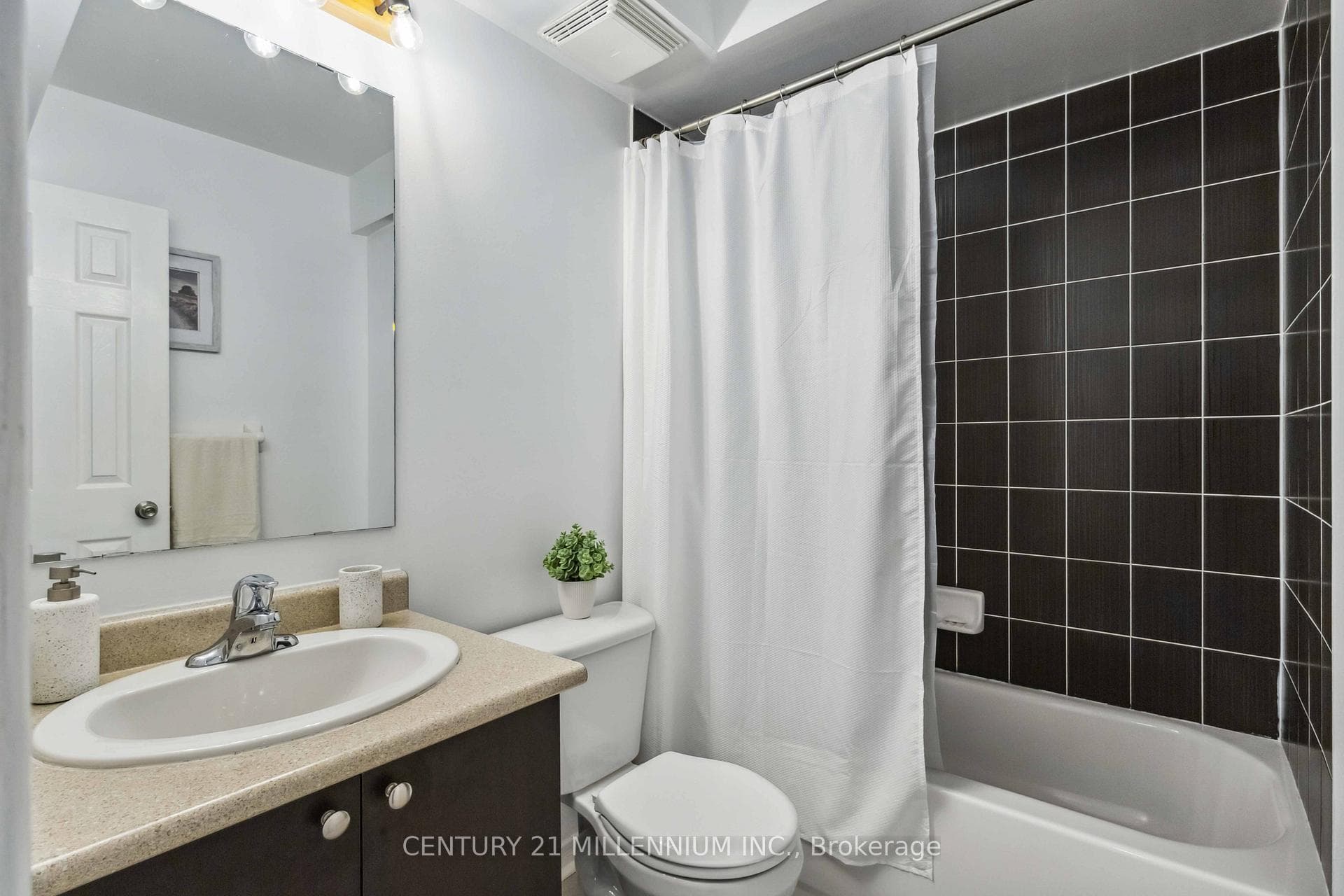 4713 Kingston Road Unit 6 photo 27
